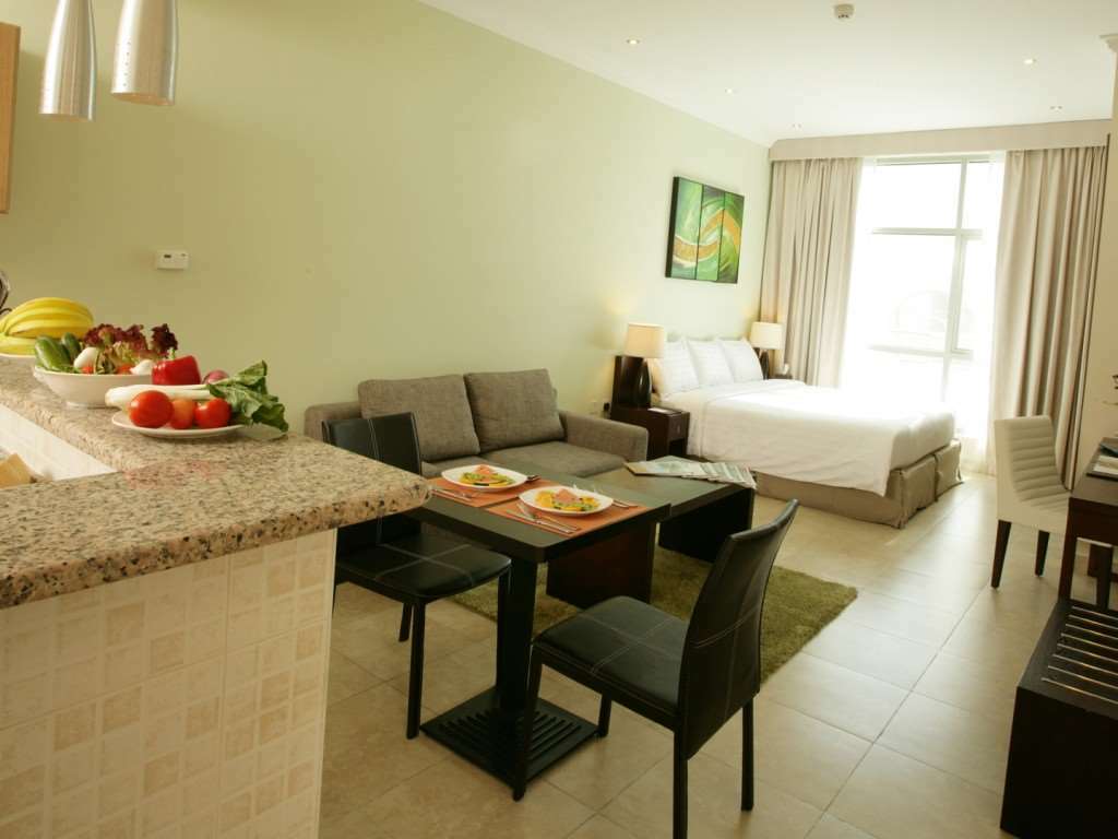 Auris Hotel Apartments Deira Dubai Room photo