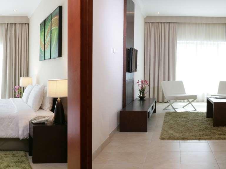 Auris Hotel Apartments Deira Dubai Room photo